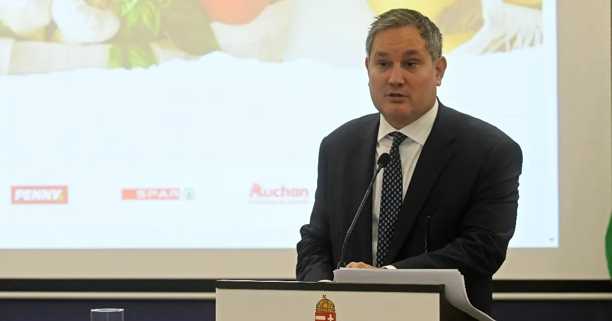 Figyelik az árakat Nagy Mártonék, emelkedés esetén szélesíthetik az árrésstoppal szabályozott termékek körét