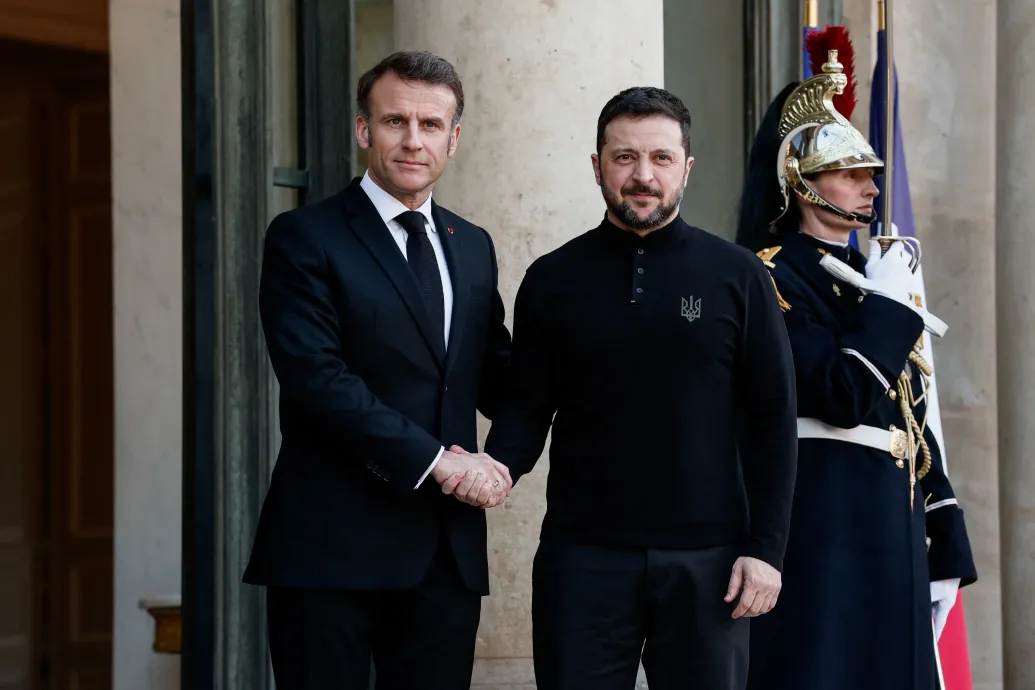 Párizsban találkozik Zelenszkij európai vezetőkkel, téma lehet az Ukrajnába küldött békefenntartók kérdése is