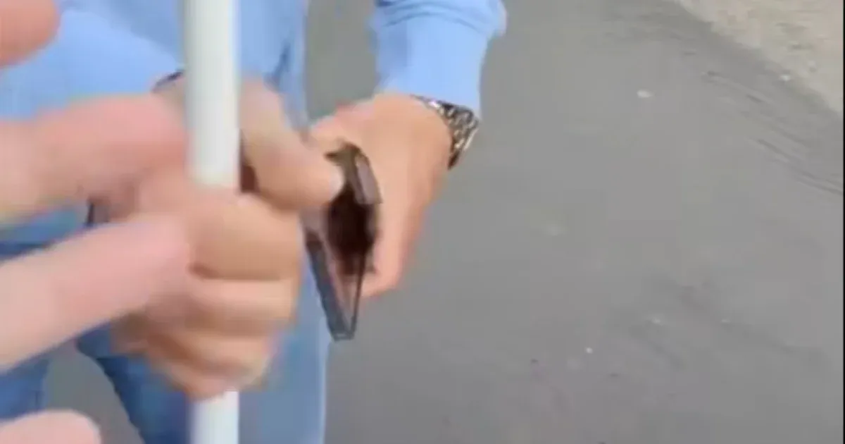 A meggyilkolt Seres Zoltán maffiózó volt embere balhézott a Tisza Párt aktivistáival