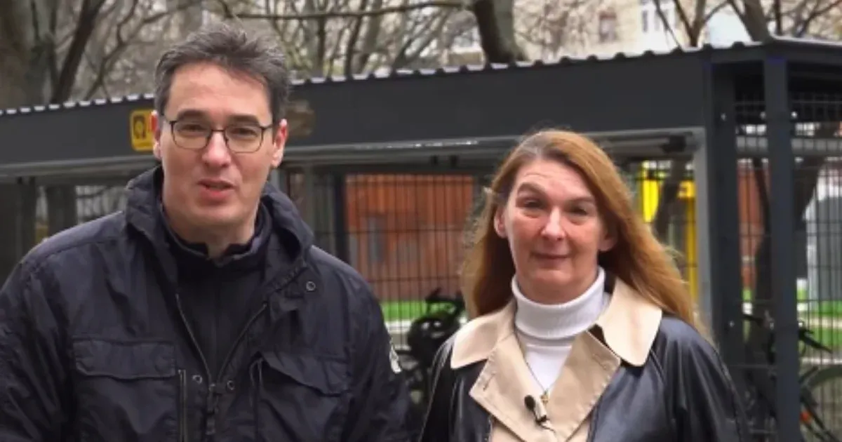 Karácsony és Baranyi mondókázás közben kibékülőst játszottak