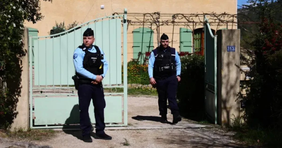Vérnyomok, lehallgatott telefonok, őrizetbe vett nagyszülők a rejtélyes francia ügyben