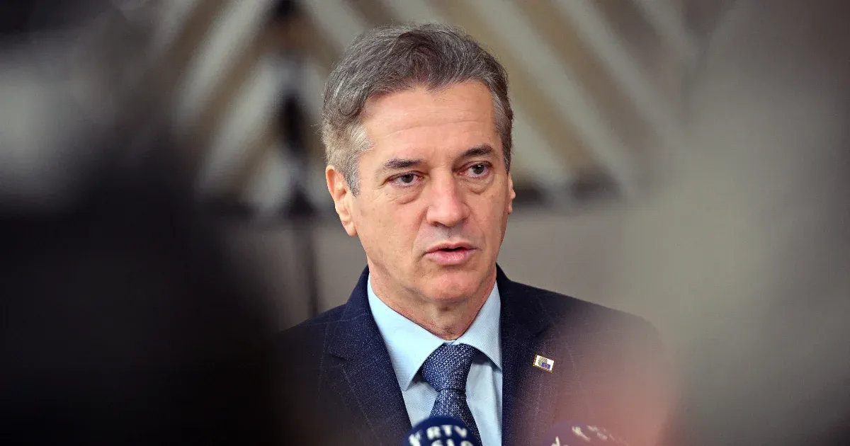 Szlovéniában tilos lesz privát másodállást vállalniuk az állami szektorban dolgozó orvosoknak
