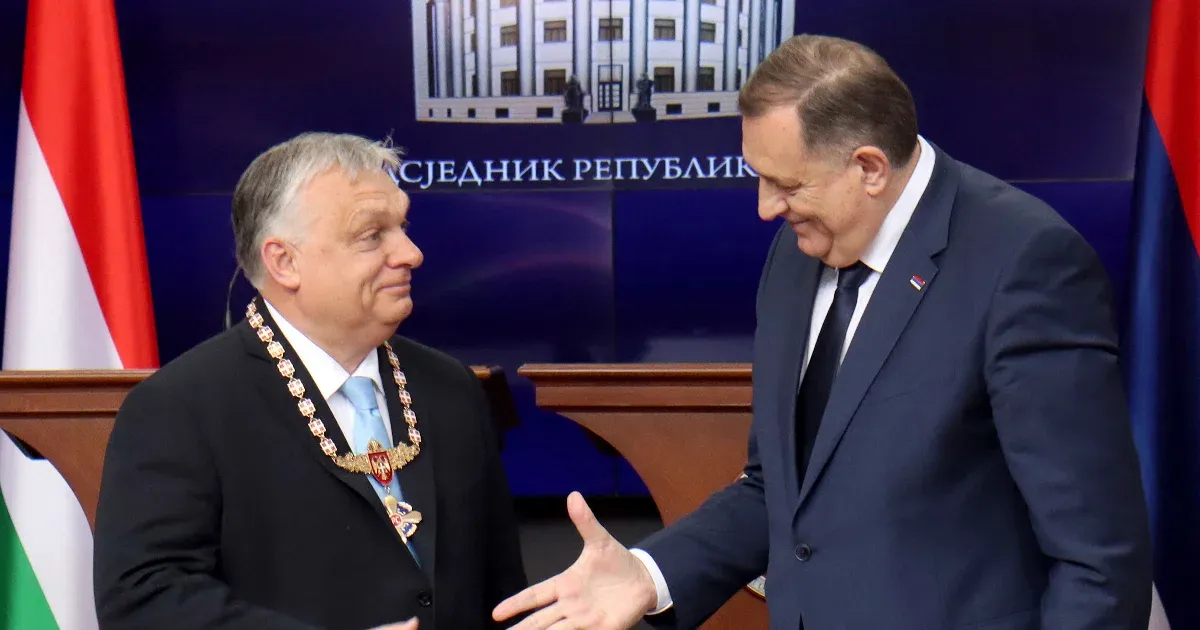 Nem adnak ki nemzetközi elfogatóparancsot Milorad Dodik ellen, meg is köszönte Orbánnak