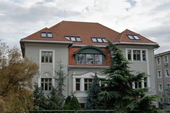 Átlátszó Erdély: Pazar villát vásárolt Kolozsvár központjában az Iskola Alapítvány