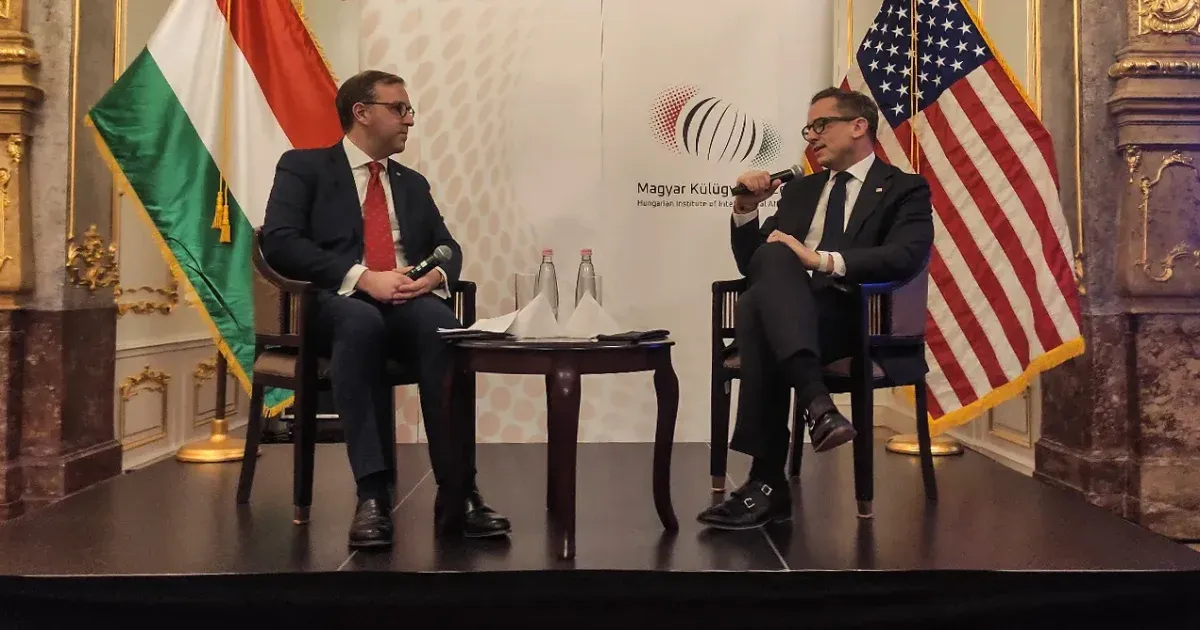 Az amerikai ügyvivő megígérte: nem lesz pressmankedés, de az orosz energiaimportot érdemes lehet átgondolni