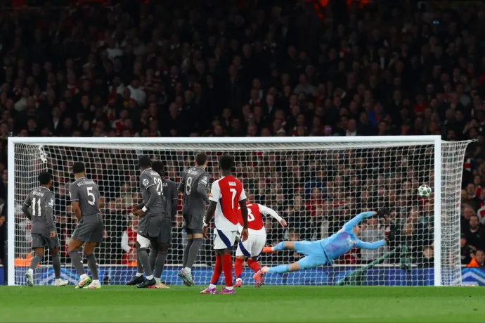 Zseniális szabadrúgásgólokkal ütötte ki az Arsenal a Realt a BL-ben, Münchenben nyert az Inter