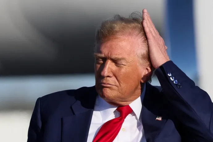 „Gyönyörű hajáról” is gondoskodik új rendeletével Donald Trump