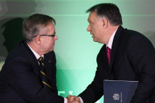 Ugyanúgy égette a közpénzt a kormány, mint a jegybanki alapítvány, csak más gazdagodott