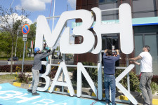 Mészáros Lőrinc könyvvizsgálója tűnt fel a Matolcsy-kör MBH bankos érdekeltségeinél