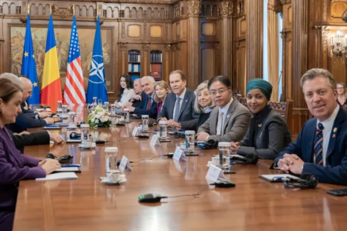 Az amerikai kongresszusi delegáció vízummentességről, biztonságpolitikai együttműködésről tárgyalt Bolojannal