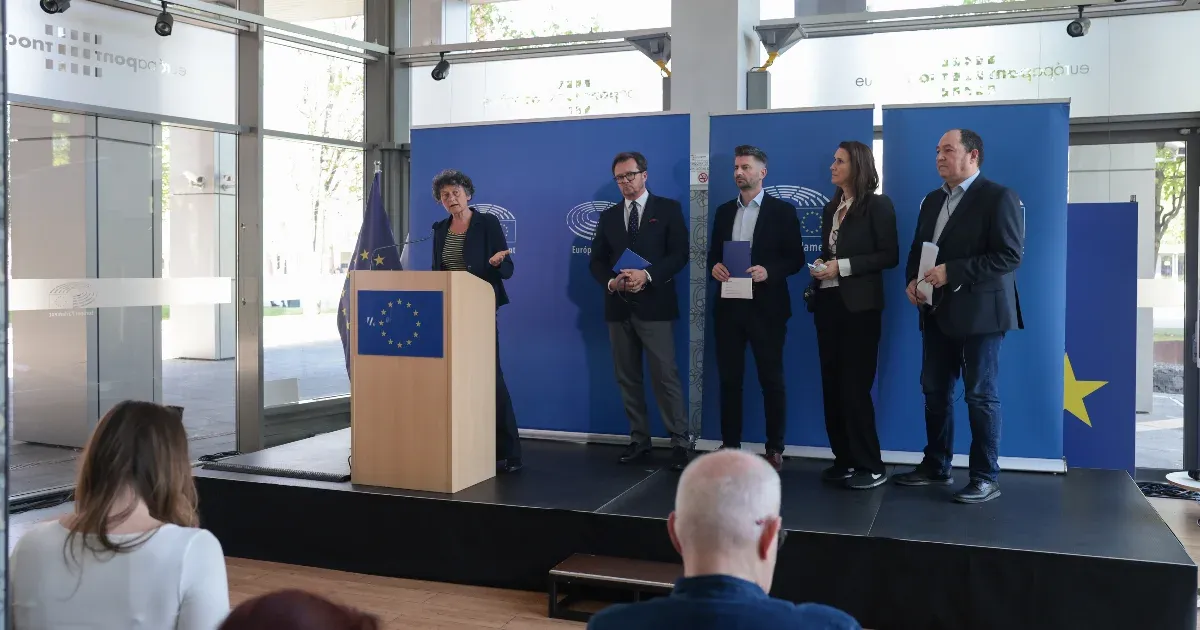 „Számos aggasztó fejleményt látunk” – EP-képviselők vizsgálták Magyarországon az uniós értékek helyzetét