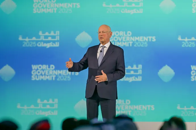 Távozik a Világgazdasági Fórum éléről Klaus Schwab