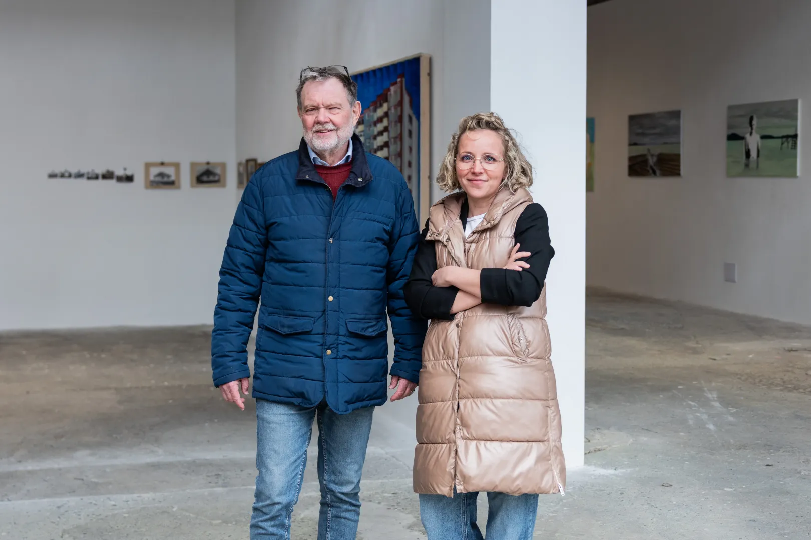 Révi Zsolt, a Torulát fenntartó Concilium Arts Alapítvány kuratóriumának elnöke és Szombathelyi Sára, a Torula operatív vezetője – Fotó: Németh Sz. Péter / Telex
