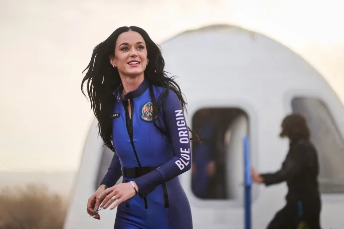 Katy Perry megbánta az űrutazást