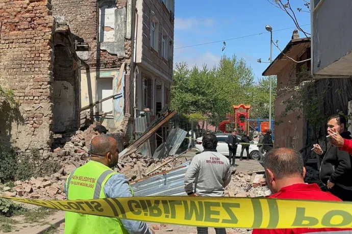 Erős földrengéssorozat rázta meg Isztambult