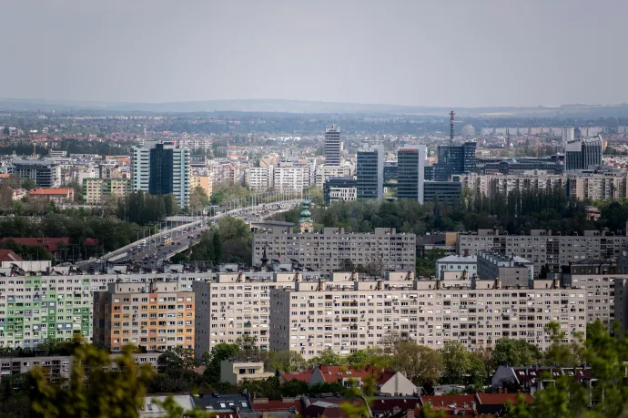 Tíz éve nem látott gyorsasággal kelnek el a budapesti lakások