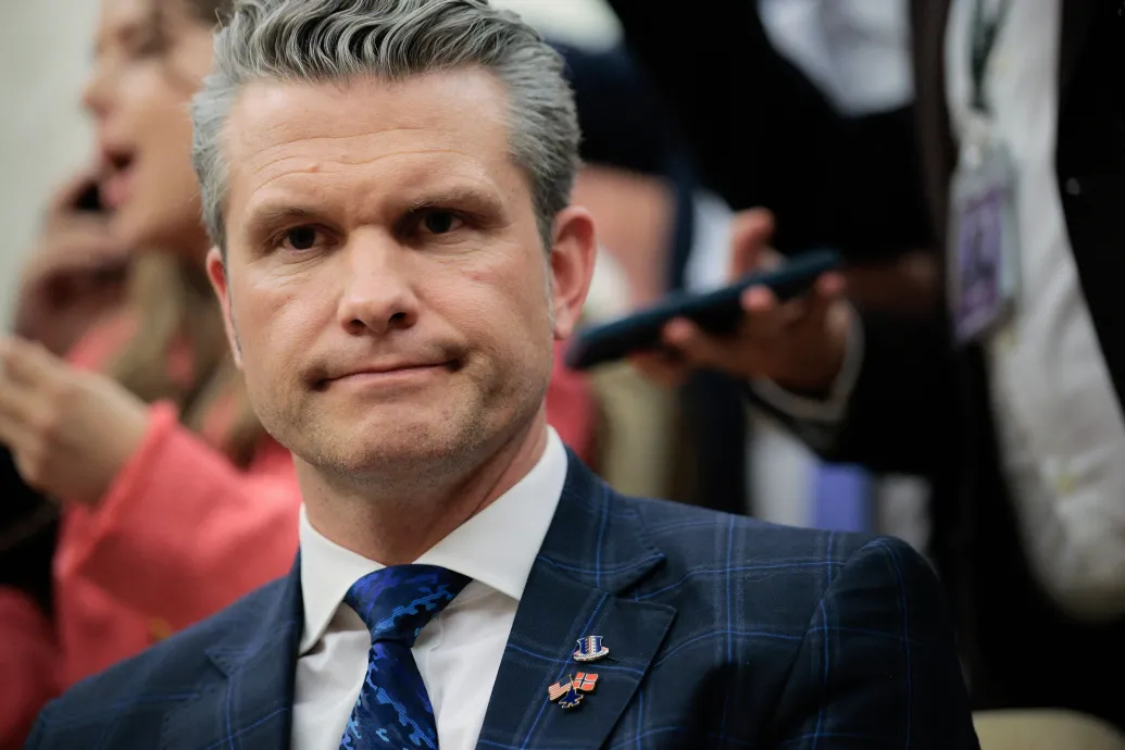 Megkerülhette a Pentagon biztonsági rendszerét az amerikai védelmi miniszter, hogy a megszokott módon kommunikálhasson