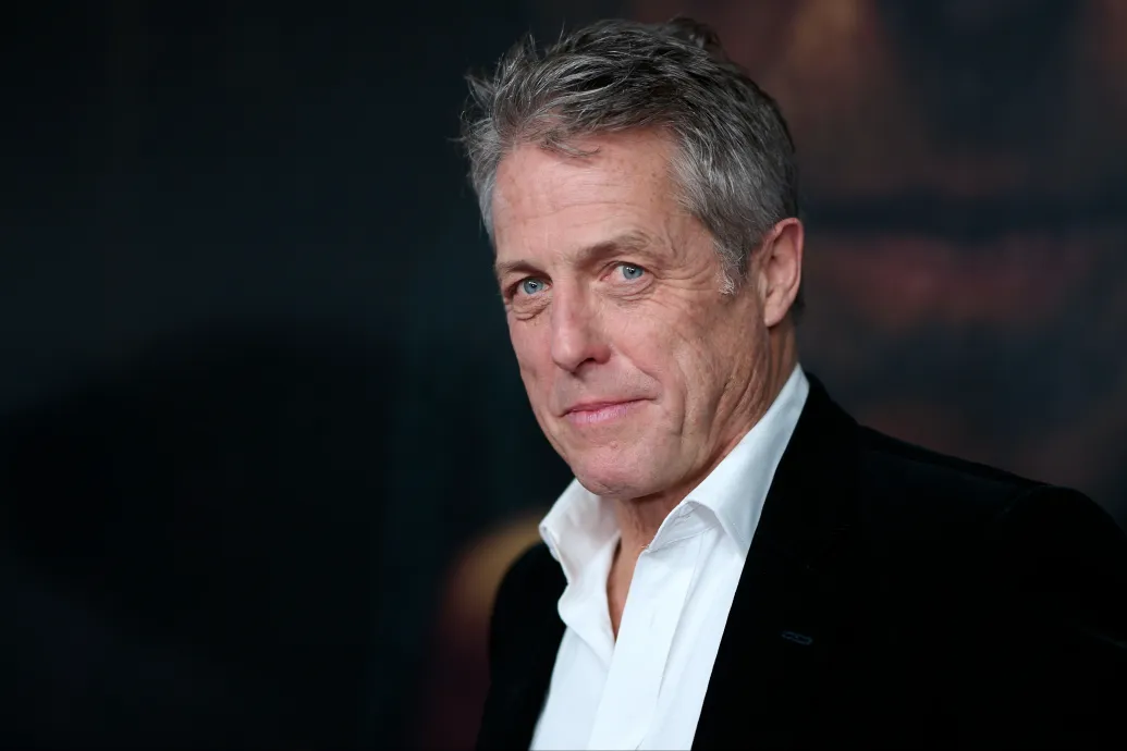 Hugh Grant kiakadt, hogy a gyerekei iskolájában a diákok állandóan képernyőket bámulnak