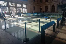 A Keleti pályaudvar berepedt üvegfödémét egy év alatt sem javították ki, és ez még egy ideig így maradhat