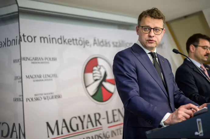 Former Polish deputy minister fleeing corruption charges gets job from organisation heavily funded by Hungarian government