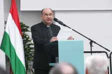 Szexuális visszaélés gyanúja miatt indult vizsgálat a Váci Egyházmegye egyik papjával szemben