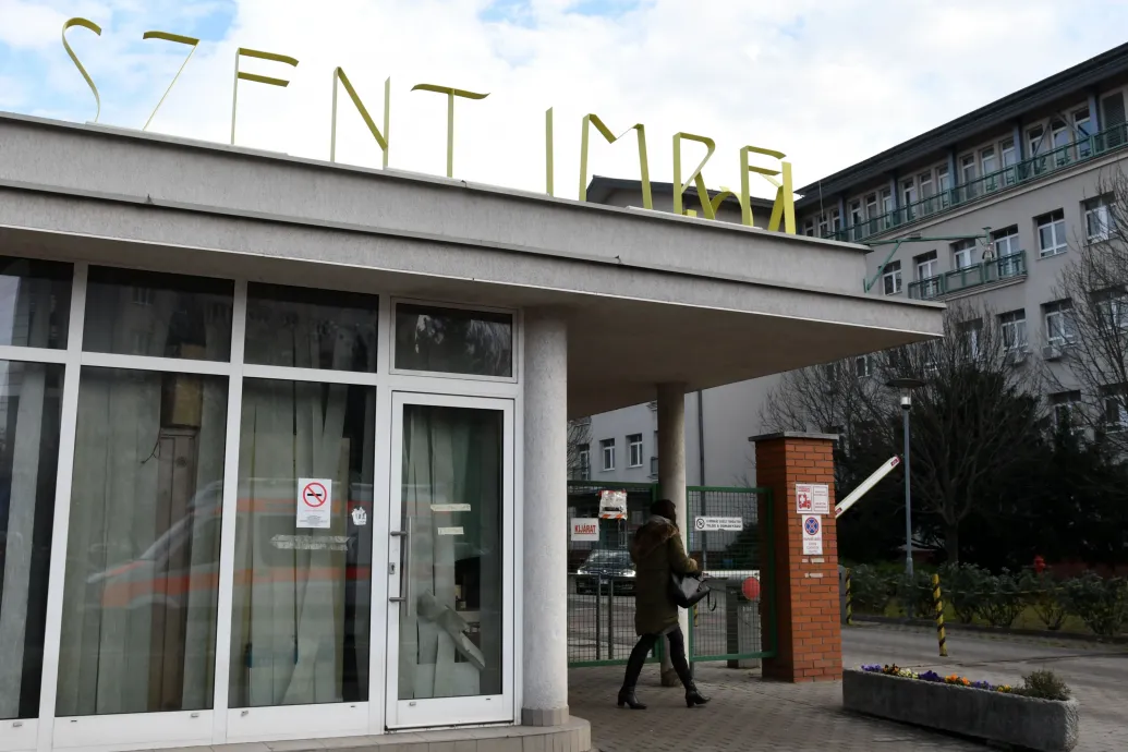 Elkezdték fotózni a dolgozókat a kórházi beléptetőrendszerekhez