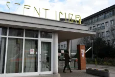Elkezdték fotózni a dolgozókat a kórházi beléptetőrendszerekhez