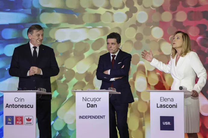 Lasconi mindkét jelöltre tüzet nyitott – Fotó: Octav Ganea / Inquam Photos