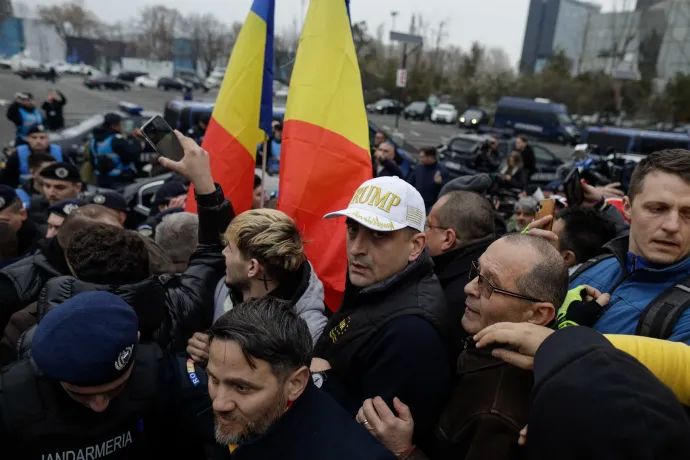 Politico: Simion győzelme nemcsak Romániát, hanem a térséget is destabilizálhatja