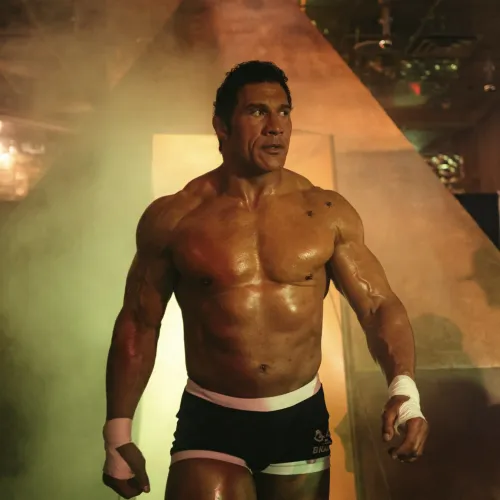 Dwayne Johnson szinte felismerhetetlen mint a UFC-s verőgép