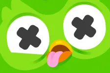 Mesterséges intelligenciával váltja ki az emberi munkaerő egy részét a Duolingo