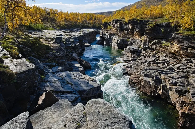 Vihar és auróra Uttakleivnél, lent az Abisko-patak szurdokvölgye, az Abiskojokk – Fotó: Martin Ferenc