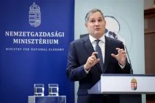 A kormány megoldása a rossz GDP-adatra: Nem 100, hanem 150 gyárat építünk!