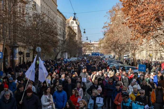 Pereltek és nyertek a bírótüntetés szervezői a TV2 ellen, ami azt közölte, nem is voltak bírók a tüntetésen