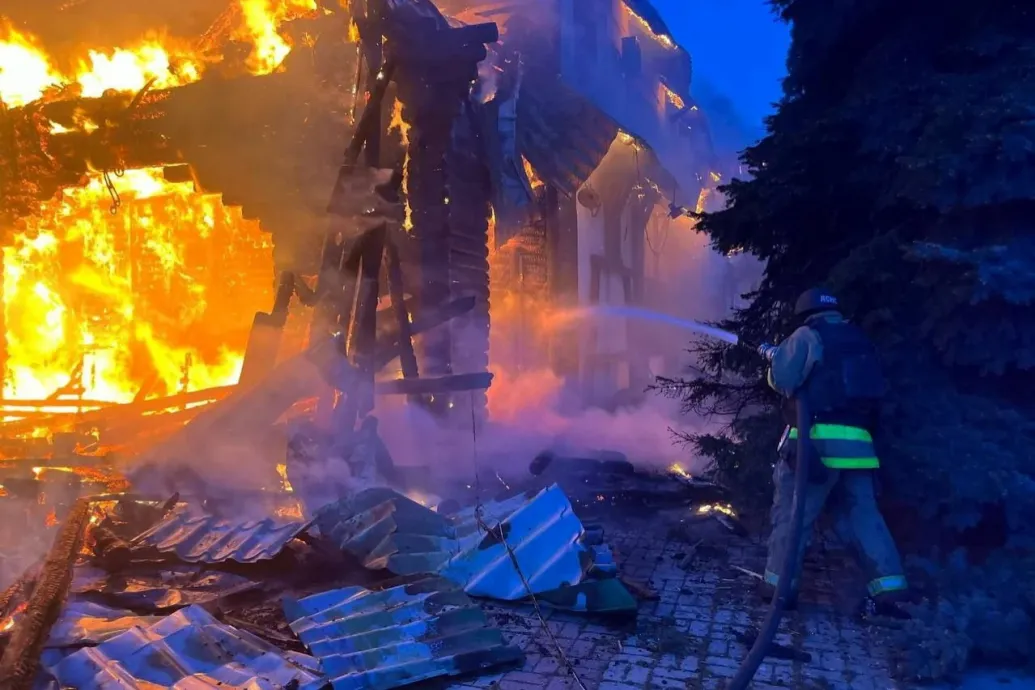 Puytin tűzszüneti javaslata után két nappal tömeges dróncsapás érte Harkivot és Dnyiprót