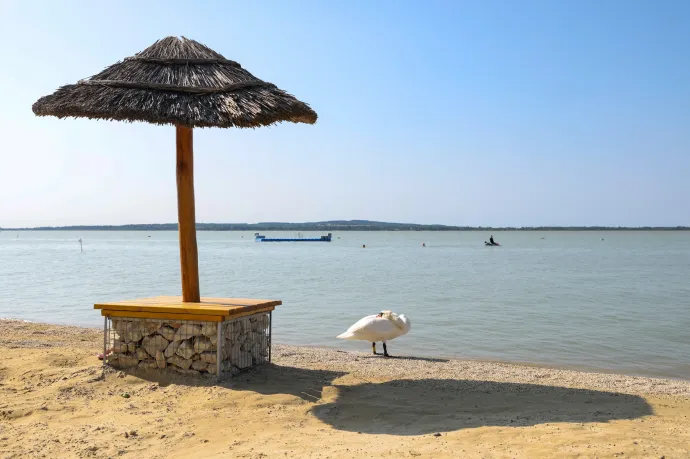 Itt a jó idő, nyitnak a strandok