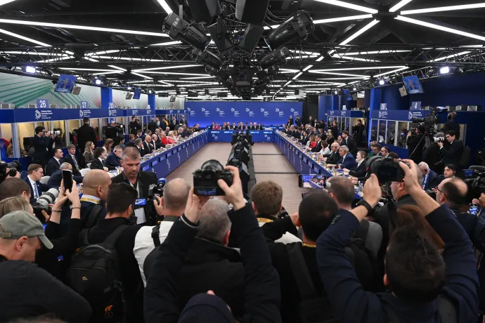 Résztvevők az Európai Politikai Közösség (EPC) budapesti tanácskozásán a Puskás Arénában 2024. november 7-én – Fotó: Máthé Zoltán / MTI
