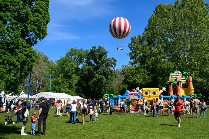 Ugrálóvár, bográcsozás, politikai messiás – így ünneplik a baloldali pártok május 1-jét