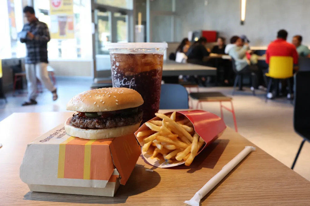 Nem csúszik a burger: a Covid óta nem csökkentek így a McDonald's eladásai Amerikában