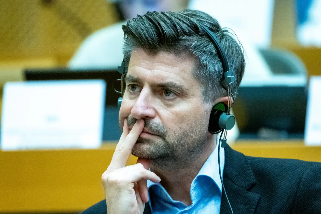 Durva propagandával és fáradt civilekkel találkozott Magyarországon az Európai Bizottság delegációja