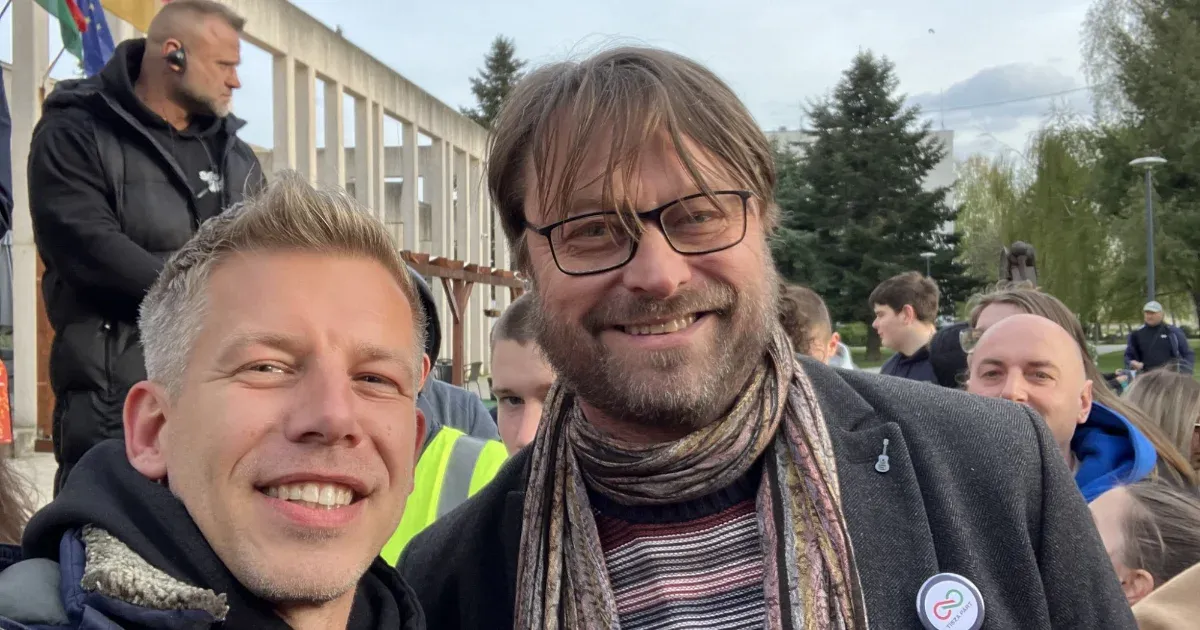Az elsĹ‘ erdĂ©lyi Tisza Sziget alapĂtĂłja: Vannak iskolatársaim, akik szemtĹ‘l szembe is elmondják nekem, hogy hazaárulĂł vagyok