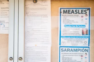 Már 29 amerikai államban megjelent a kanyaró, 900 fölött a betegek száma