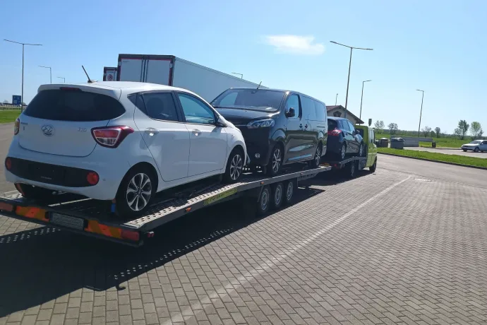 Közel 10 millió forintra bírságolták a Magyarországon áthaladó horrorkaravánokat