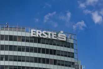 Átalakul a régió bankpiaca: az Erste Group beszáll a harmadik legnagyobb lengyel bankba
