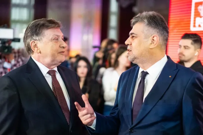 Crin Antonescu és Marcel Ciolacu – Fotó: Mihai Barbu / AFP or licensors