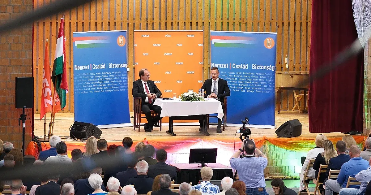 Szijjártó Pécsen: Az amerikaiak kellenek a békéhez, a GDP nőni fog, a gender túl bonyolult, a Tisza rossz
