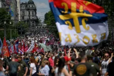 Előrehozott választást követelnek a szerbiai egyetemisták