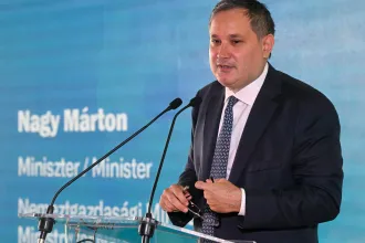 Nagy Márton beavatkozna a lakásbiztosítási díjakba is