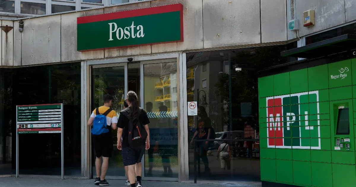 Hamis adatokkal rendelt csomagokat a postavezető, majd lenyúlta a tartalmukat