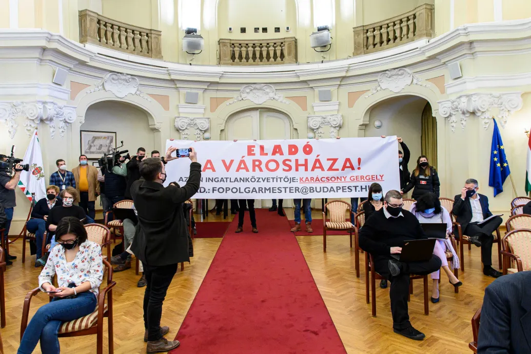 Vádat emeltek a „Városháza-ügyben”: az ügyészség szerint sem akarta eladni az épületet a főváros